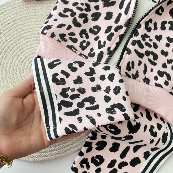 Leopar Hugg Baskılı Kalın Fermuar Bol Paça 3’Lü Eşofman Takımı