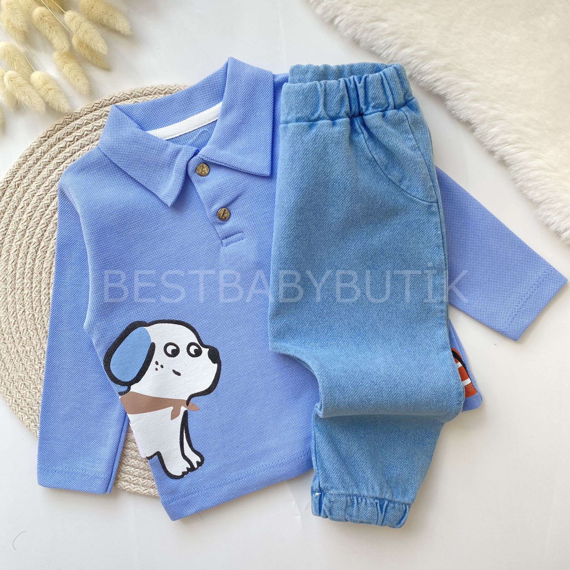 ŞİRİN KÖPEKCİK LAKOS DETAYLI KOT PANTOLONLU 2’Lİ TAKIM