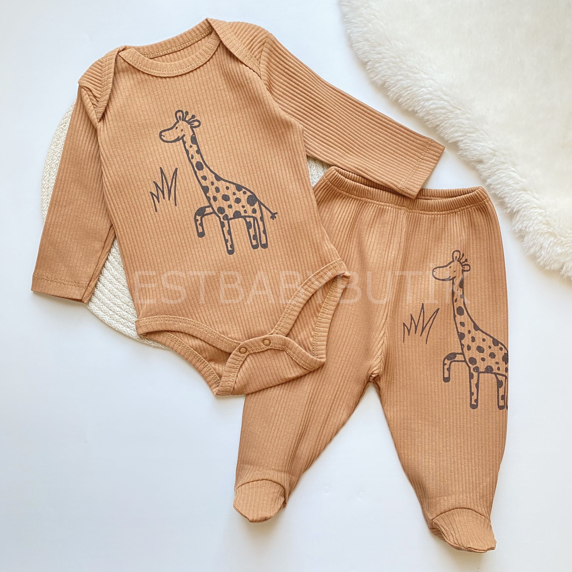 ZÜRAFA DESENLİ FİTİLLİ ALT ÜST TAKIM