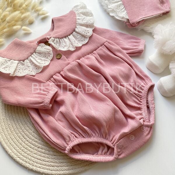 FİSTO DETAYLI ŞÖNİL ROMPER VE BERESİ