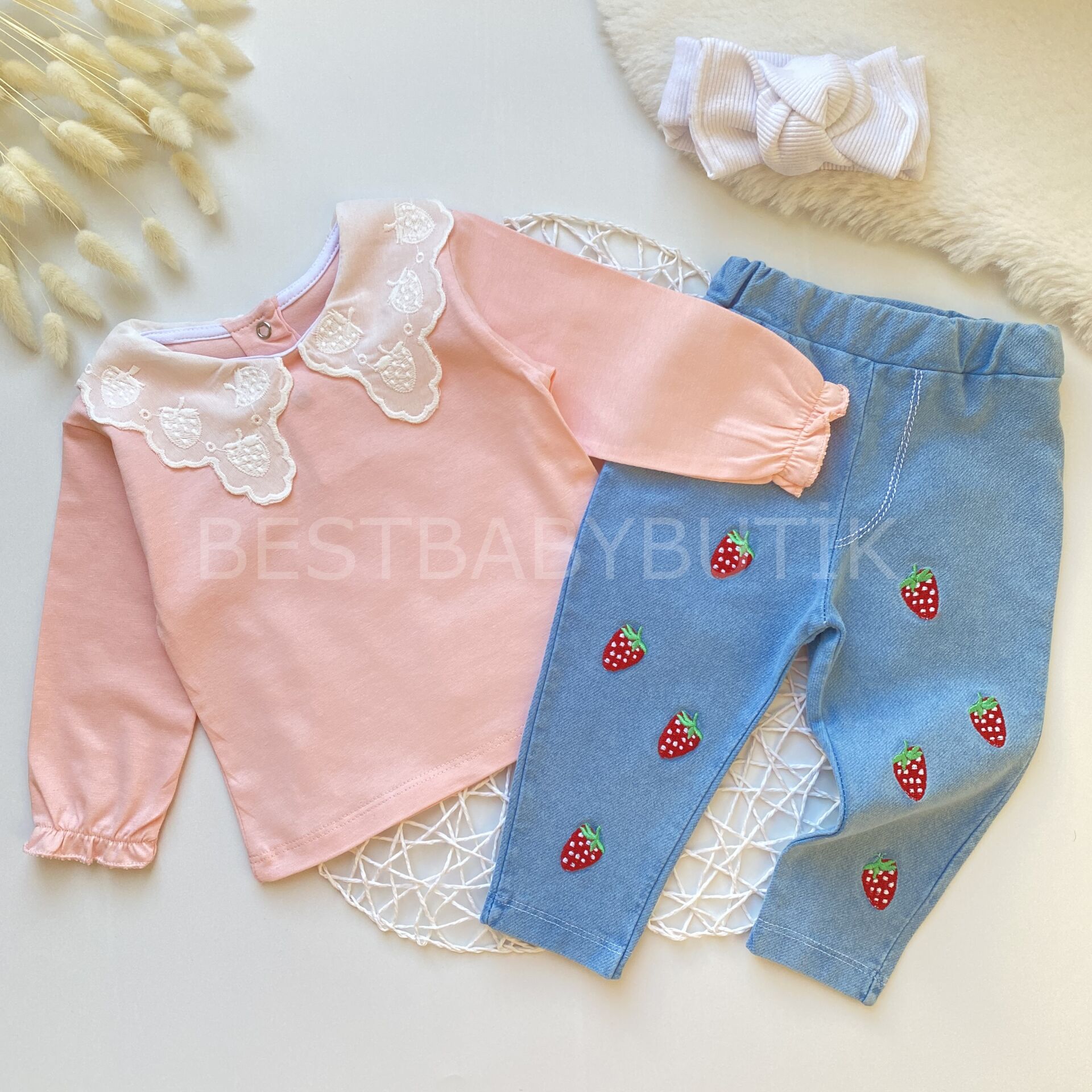 FİSTO YAKA DETAYLI ÇİLEK KOT PANTALONLU TAKIM