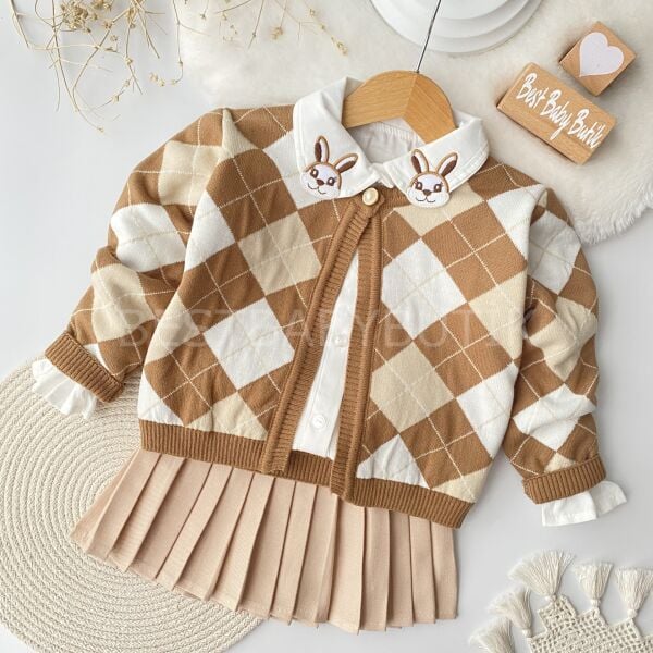 Tavşan Nakışlı Yakalı Triko Hırkalı Etekli Takım (2-5 YAŞ)