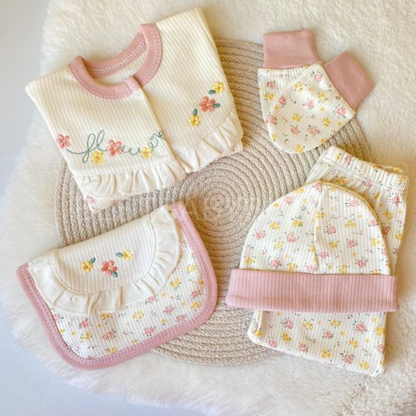 FLOWERS ÇITIR ÇİÇEK DETAYLI ORGANİK FİTİLLİ 5 PARÇA HASTANE ÇIKIŞI SETİ