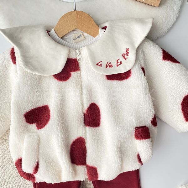 Yakası Nakışlı Kalpli Peluş Montlu 3’Lü Takım