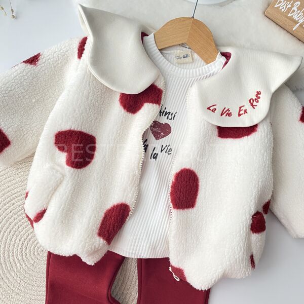 Yakası Nakışlı Kalpli Peluş Montlu 3’Lü Takım