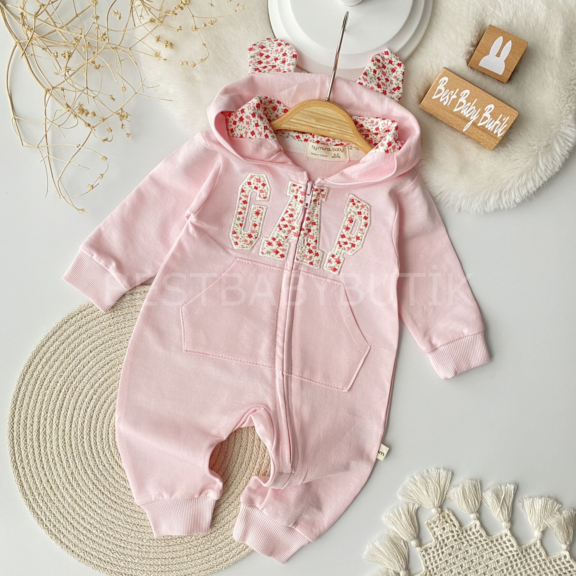 GAP Nakışlı Kapşonlu Çiçekli Tulum