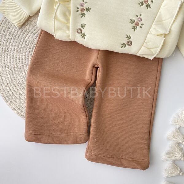 Çiçek Nakışlı Fırfırlı Bol Paça Şardonlu 2’Li Takım