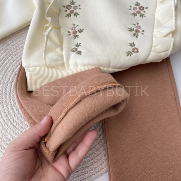 Çiçek Nakışlı Fırfırlı Bol Paça Şardonlu 2’Li Takım