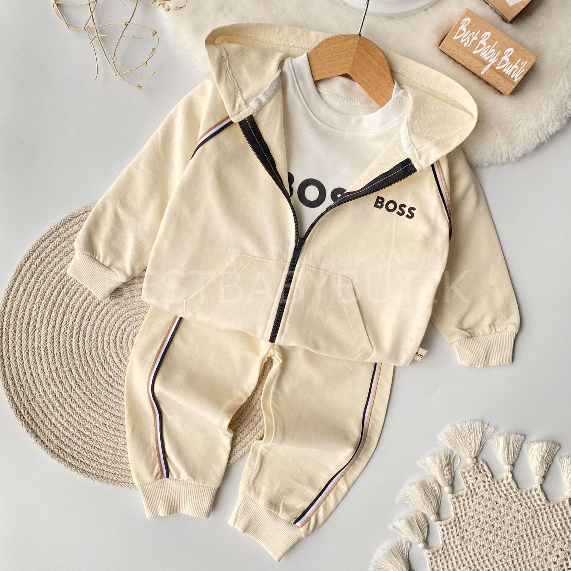 BOSS Baskılı Çizgi Biyeli 3’Lü Eşofman Takımı