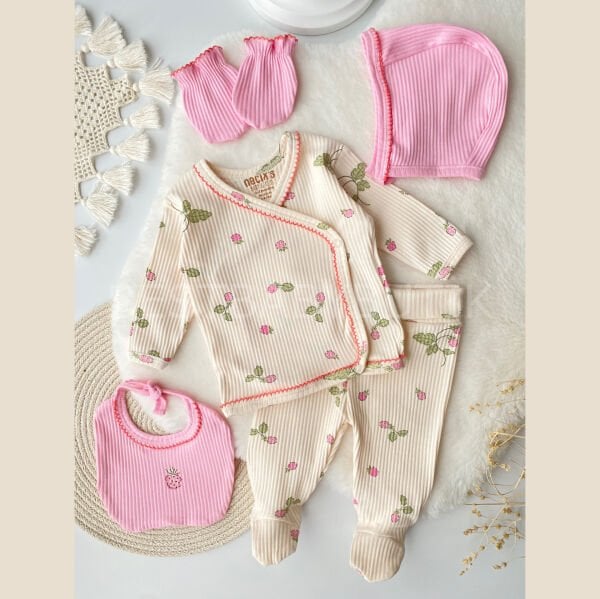 Ahududu Oyalı 5 Parça Hastane Çıkışı Takımı