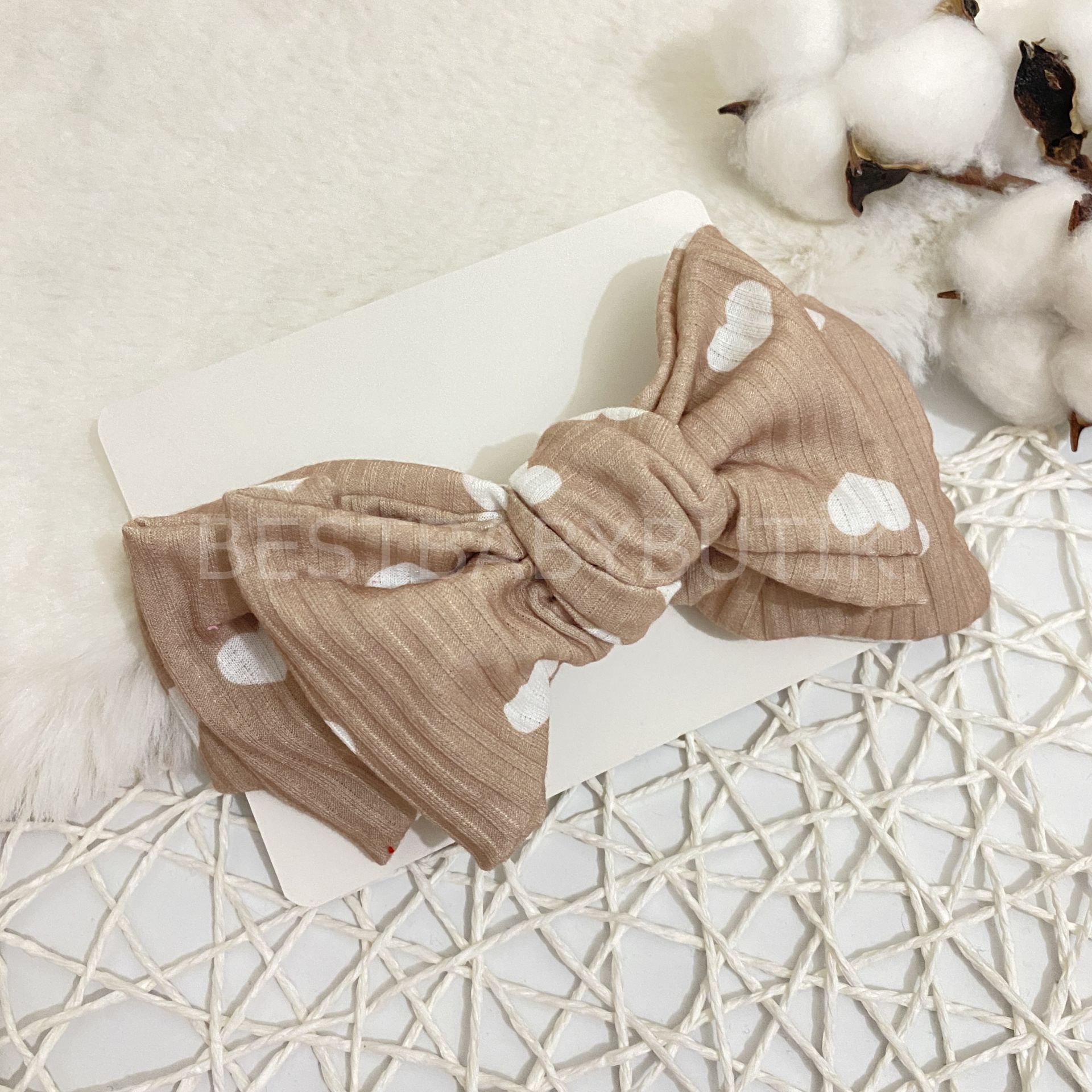 KALPLİ ÇİFT FİYONKLU BÜYÜK BANDANA