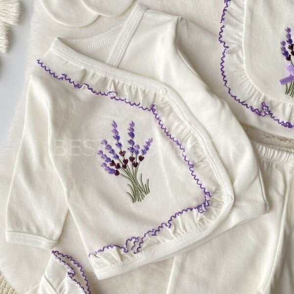 Lavanta Buketi Oyalı 5 Parça Hastane Çıkışı Takımı