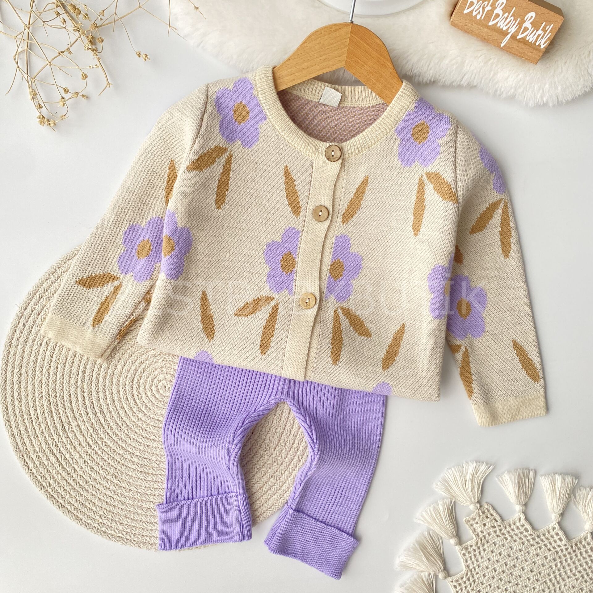 Serpme Çiçek Desenli Triko Hırkalı Takım