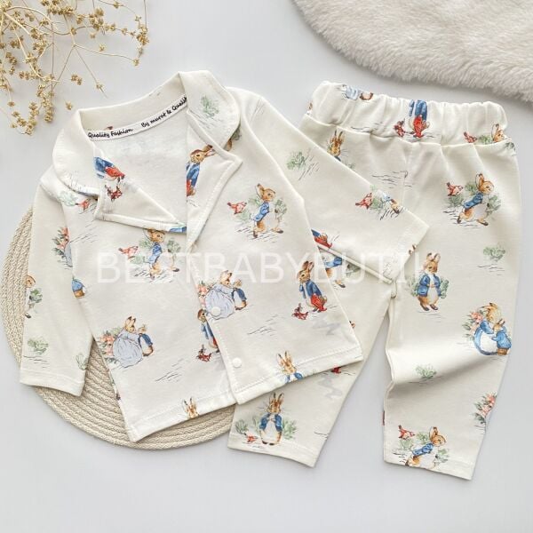 TAVŞAN AİLESİ GÖMLEK YAKA PİJAMA TAKIMI