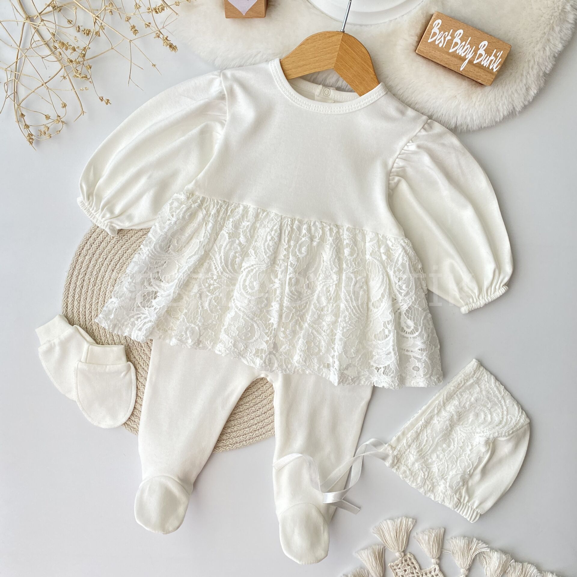 Premium İnci Fransız Dantel Detaylı Tulumlu Mevlüt Seti