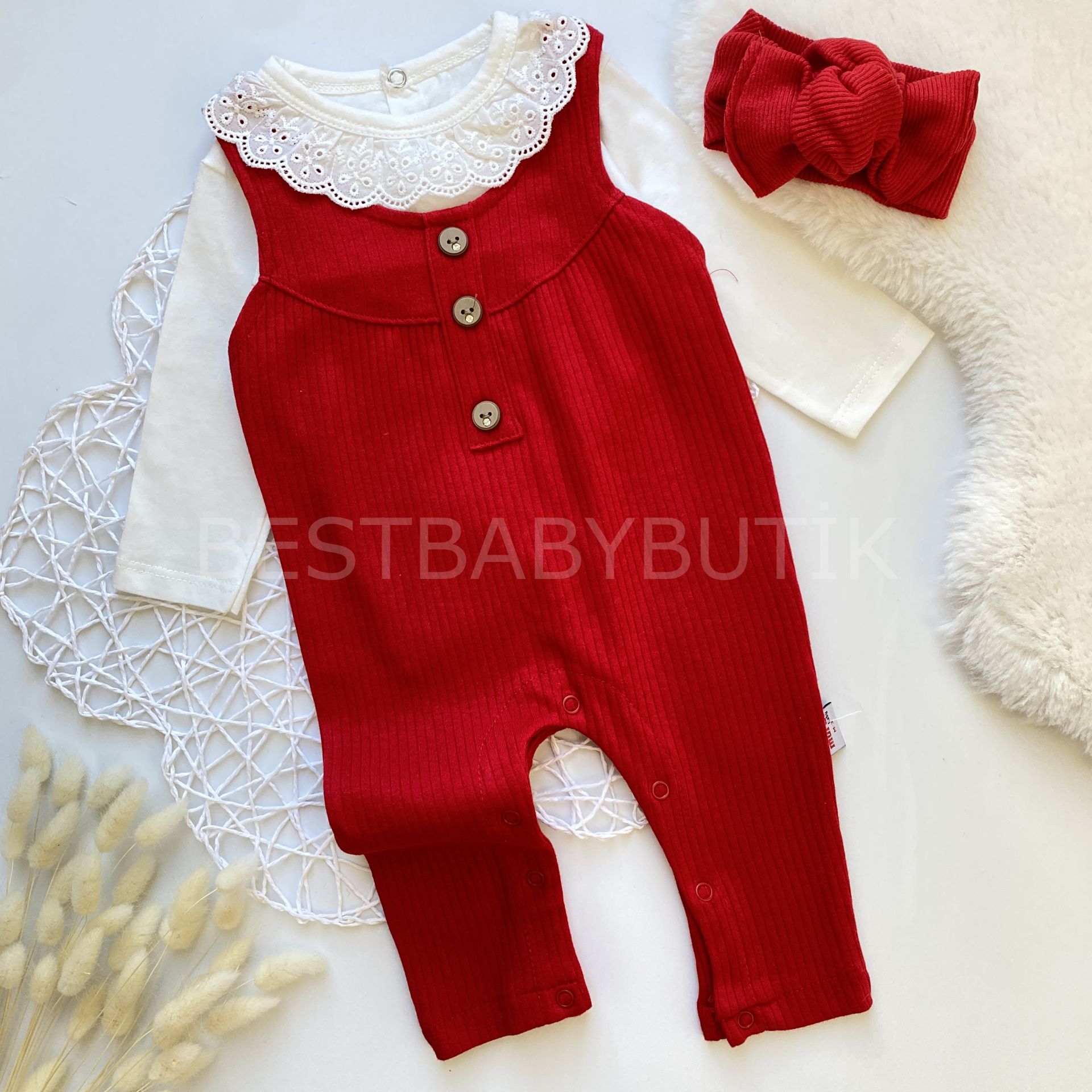 CEMRE FİSTO YAKA DETAYLI TİŞÖRT VE TULUM 2’Lİ SET