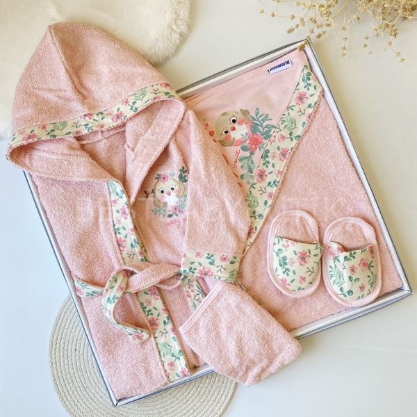 FLOWERS ÇİÇEKLİ VE KUŞ DETAYLI 4 PARÇA BORNOZ SETİ
