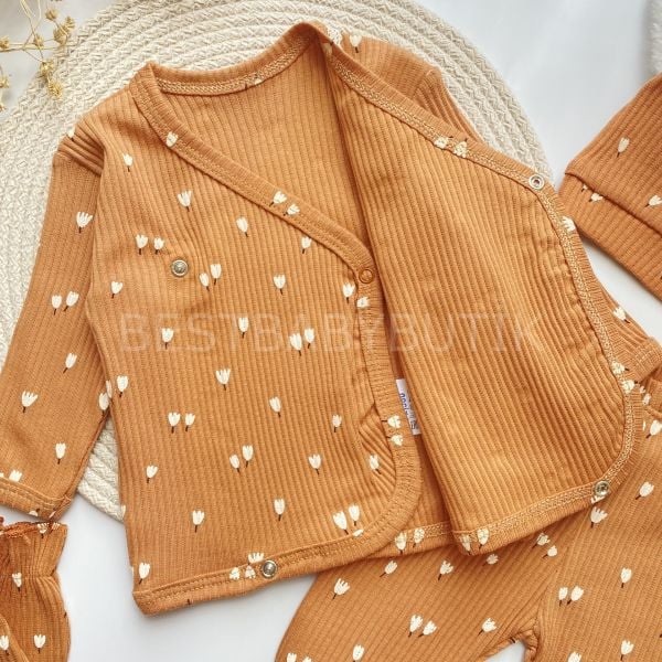 LADY LALELİ DANTEL DETAYLI KAŞKORSE 5 PARÇA HASTANE ÇIKIŞI SETİ