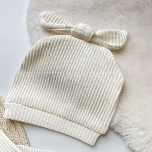 KUŞ İŞLEMELİ  DANTEL DETAYLI KAŞKORSE 5 PARÇA HASTANE ÇIKIŞI SETİ 0-3 AY