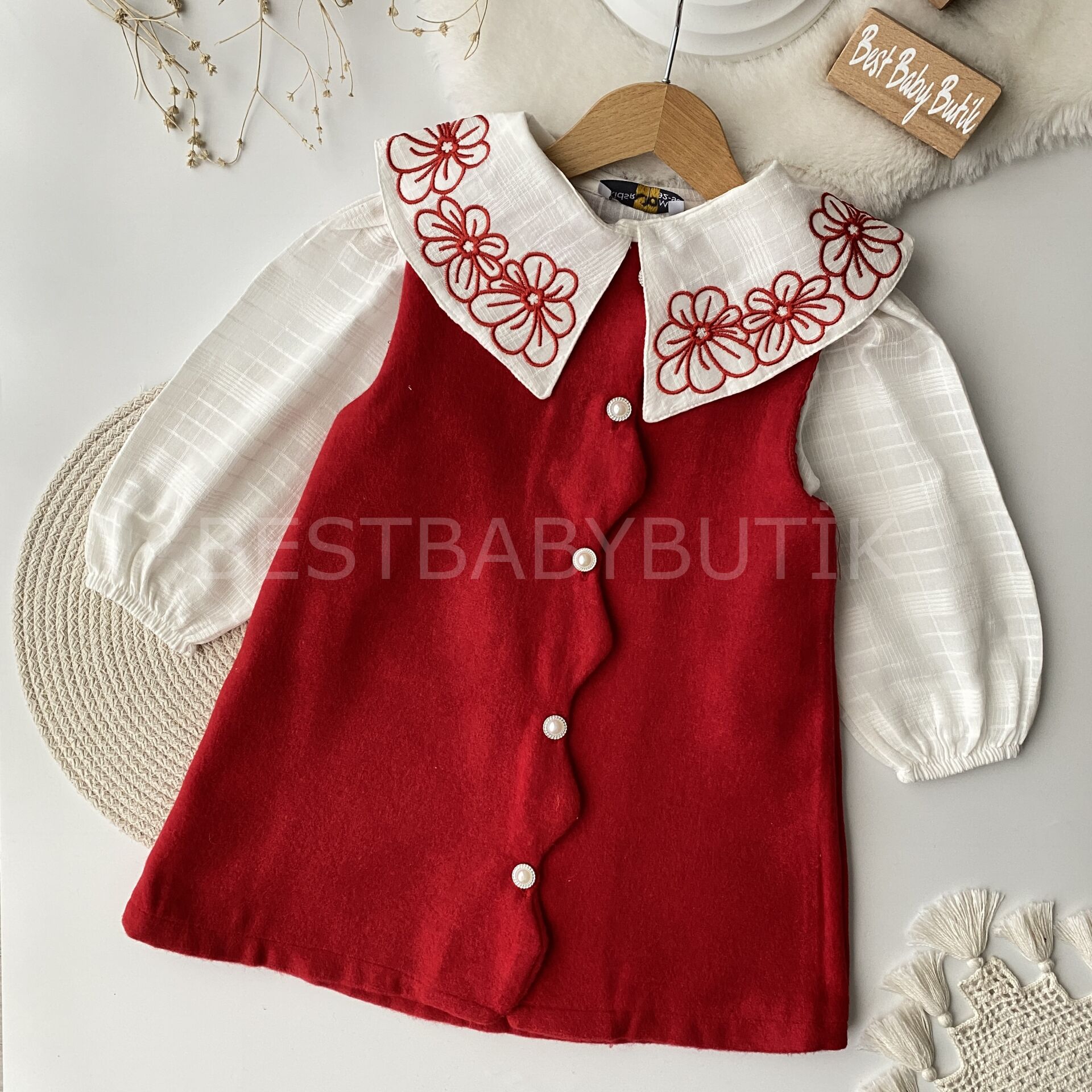 Premium Nakışlı Büyük Yakalı Gömlek Ve İnci Düğmeli Jile Elbise (3-10 YAŞ)