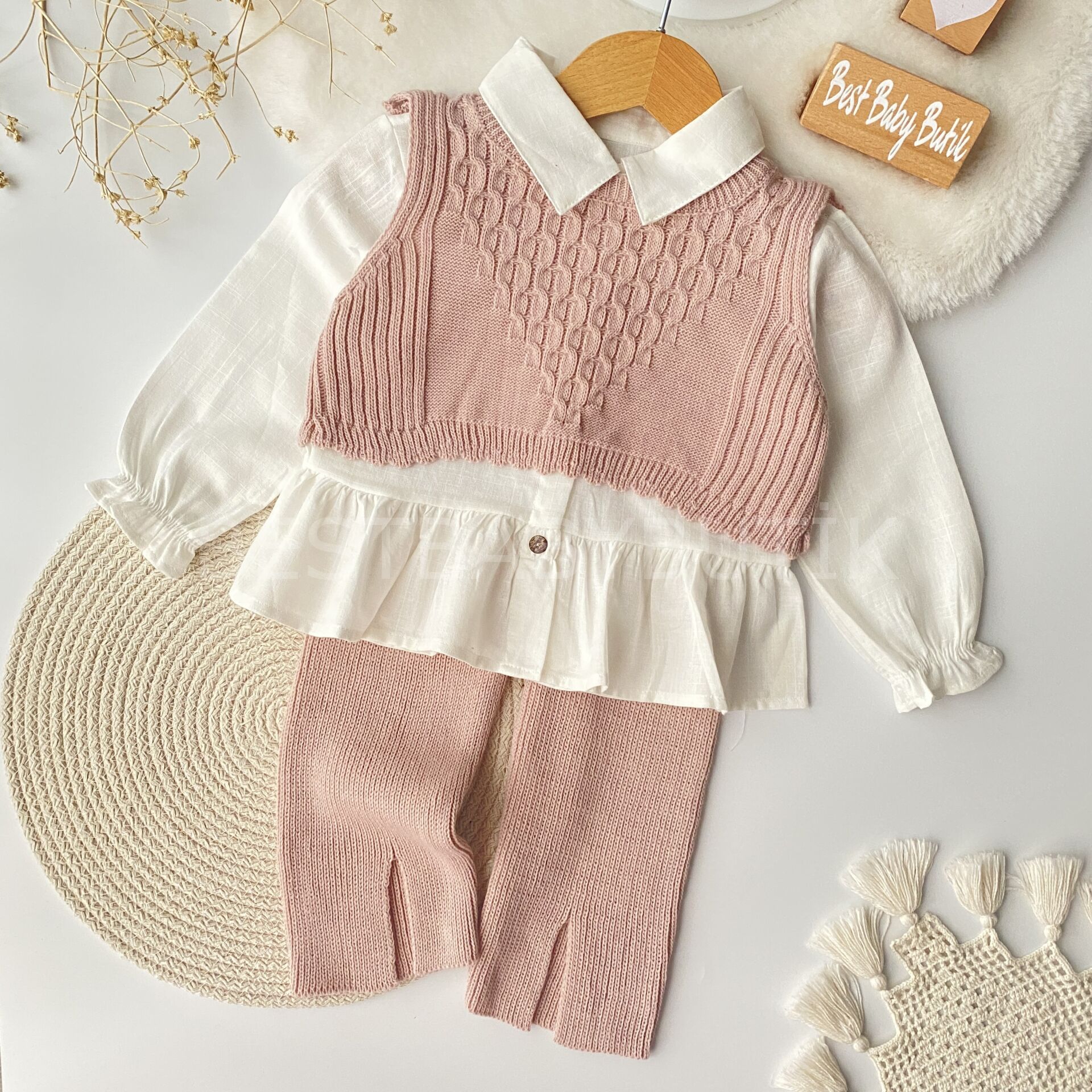 Mina Triko Crop Süveterli 3’Lü Takım 24 AY