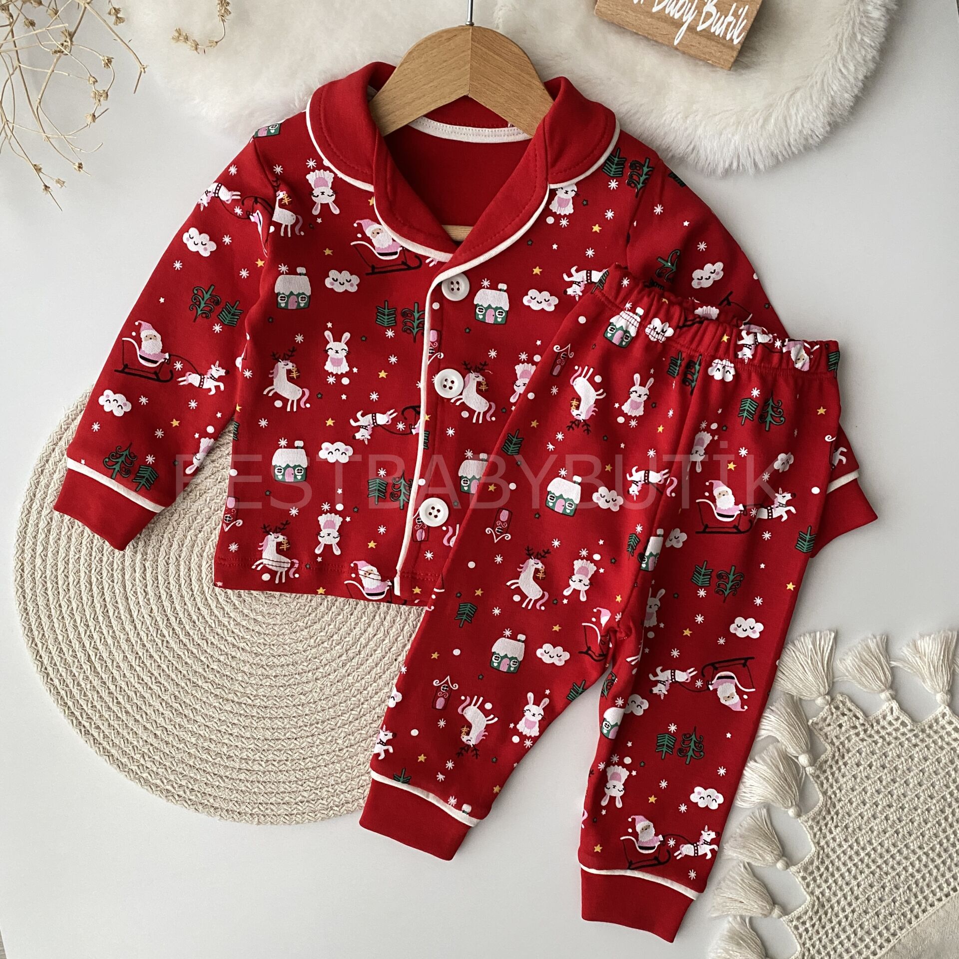 Kardan Adam Temalı Pijama Takımı