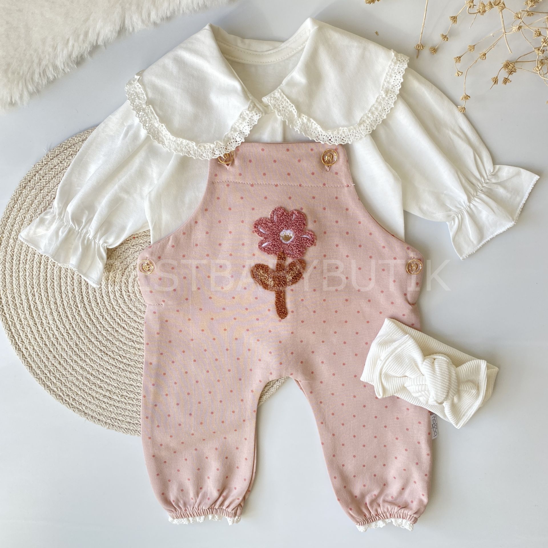 PAPATYA PANÇ İŞLEMELİ BÜYÜK BEBE YAKA BENEKLİ 2’Lİ SALOPET TAKIMI
